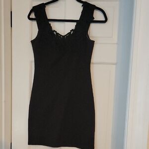 Elegant Black Sleeveless Dress